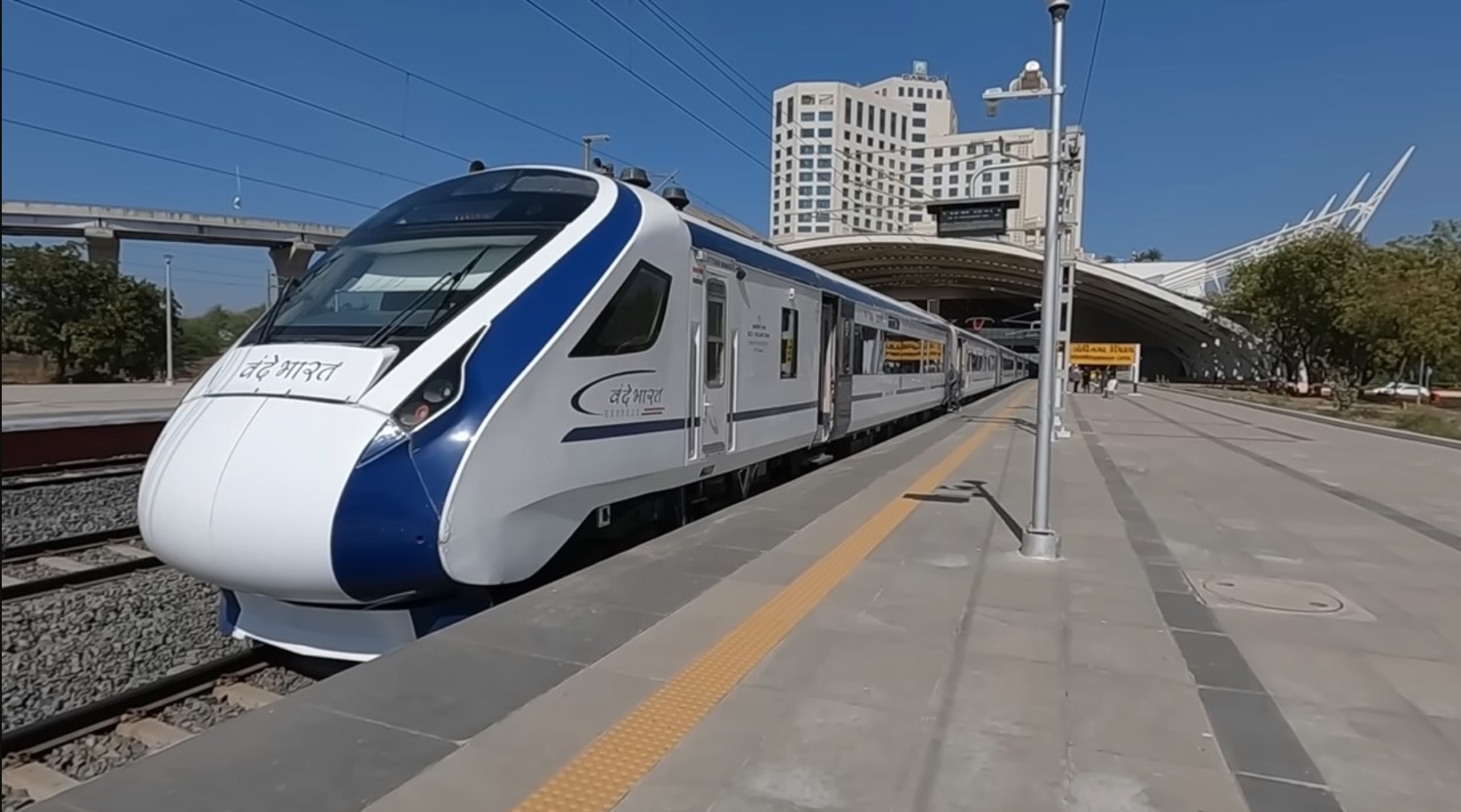 Mumbai's railways get Rs 798 crore for expansion